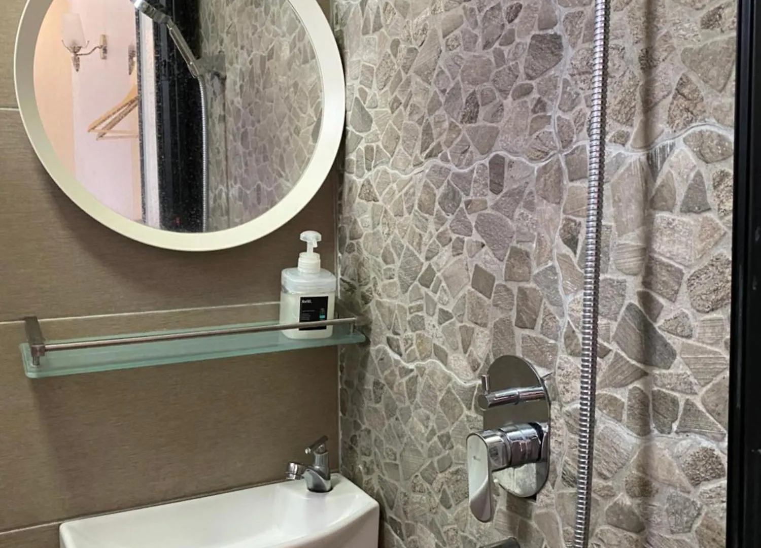 Cheras Homestay - Miharja Private Room @ Sunway Velocity Kuala Lumpur
